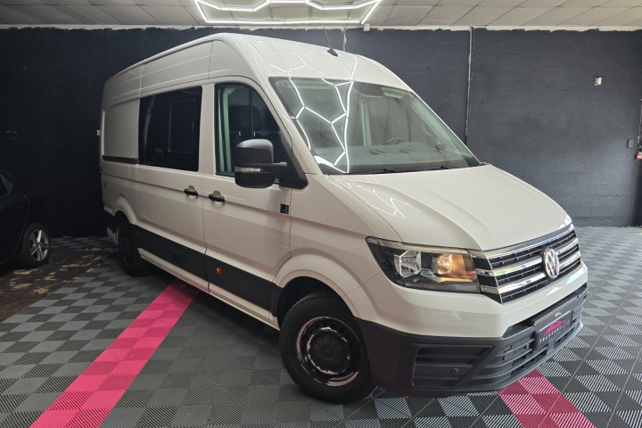 VOLKSWAGEN CRAFTER VAN