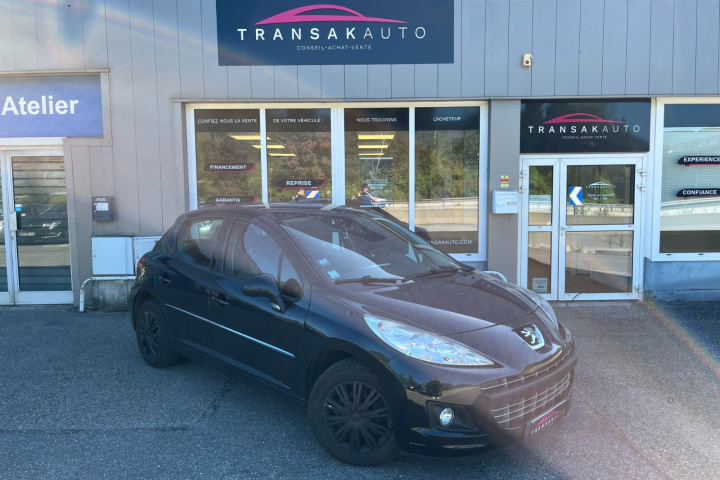 PEUGEOT 207