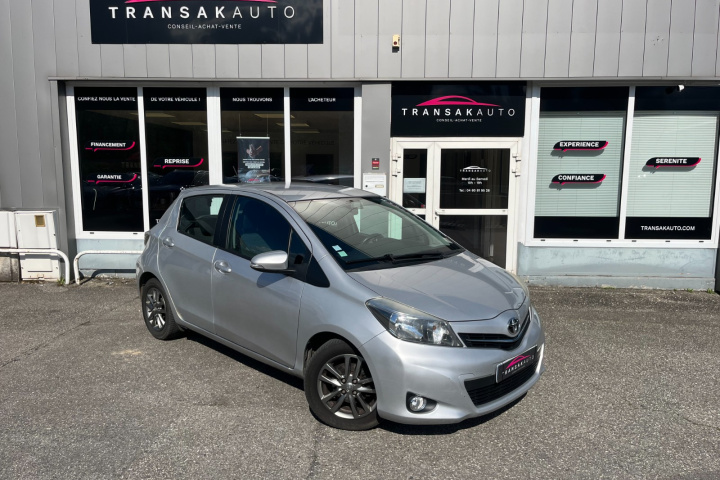TOYOTA YARIS BUSINESS