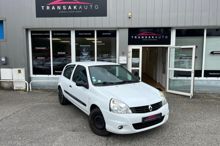 RENAULT CLIO CAMPUS